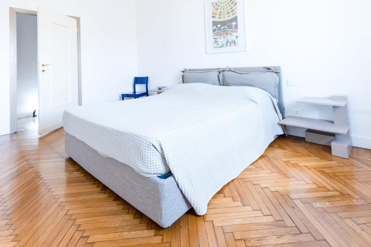 Ferienwohnung Milan Flat 5 Min From Duomo With Park For Small Cars Exterior foto