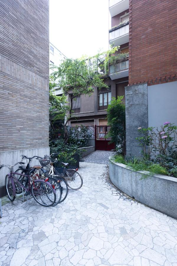 Ferienwohnung Milan Flat 5 Min From Duomo With Park For Small Cars Exterior foto